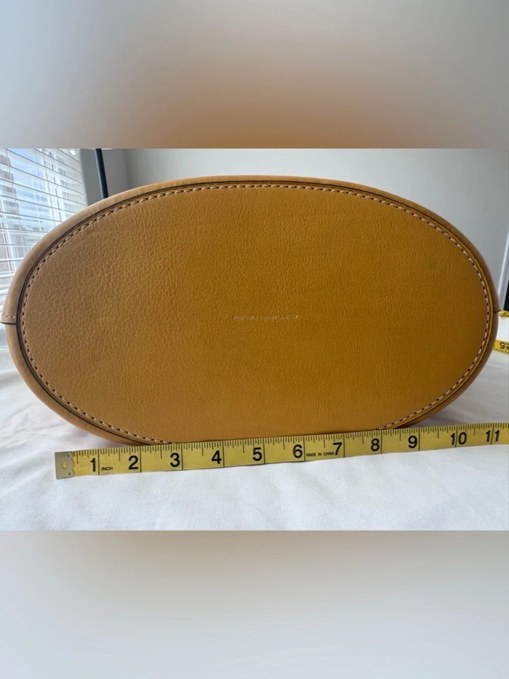Coach Pebbled Leather Tote in Mustard Gold with two detachable shoulder straps - Picture 4 of 16